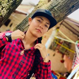 Meet your Posher, Daisy